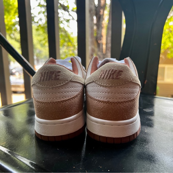 Nike Dunk Low Medium Curry - Picture 4 of 5